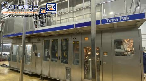 M�quina de llenado as�ptico Tetra Pak A3 con empaquetadora de cart�n 70 y retractiladora de bandejas 51