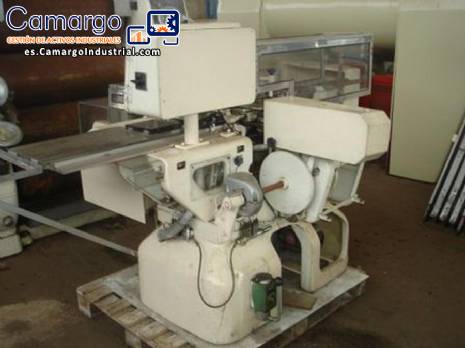 M�quina de doble torsi�n