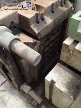 Molde de inyecci�n de puerto de botella