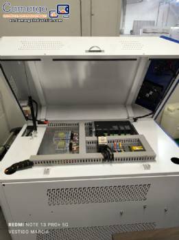 M�quina de limpieza l�ser para eliminar �xido, oxidaci�n y pintura STARMA cnc