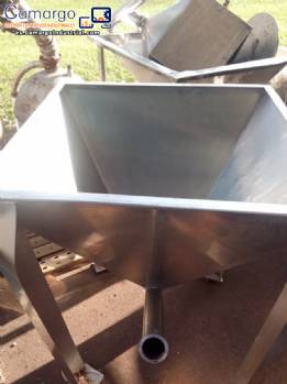 Alimentaci�n de silos para cinta transportadora en acero inoxidable