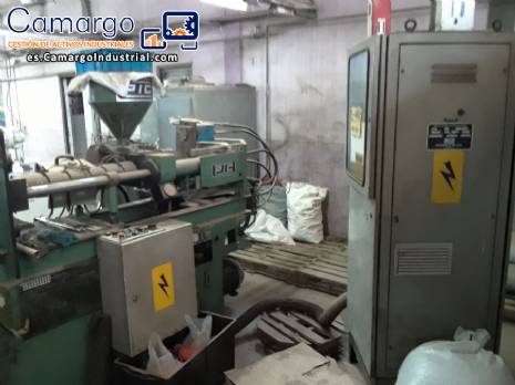 M�quina de moldeo por inyecci�n PIC