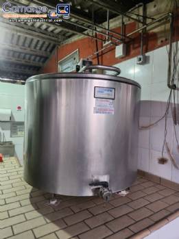 Tanque de expansin de enfriamiento de leche de acero inoxidable Boumatic de 1320 litros