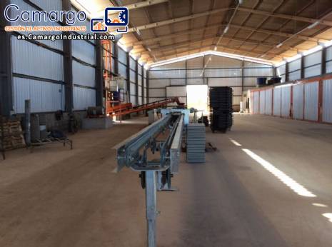 M�quina Vortex para la fabricaci�n de tejas de hormig�n