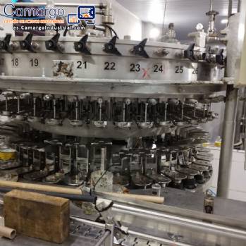 L�nea completa para la fabricaci�n de bebidas carbonatadas KHS Zegla