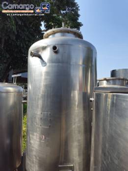 Tanque de almacenamiento de acero inoxidable de 1000 litros.