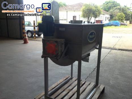 Mezclador horizontal para homogeneizar productos en polvo sólido Mezclador horizontal para homogeneizar productos en polvo sólido